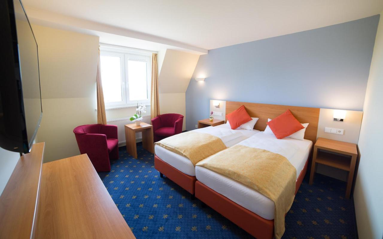 Berghotel Tambach מראה חיצוני תמונה
