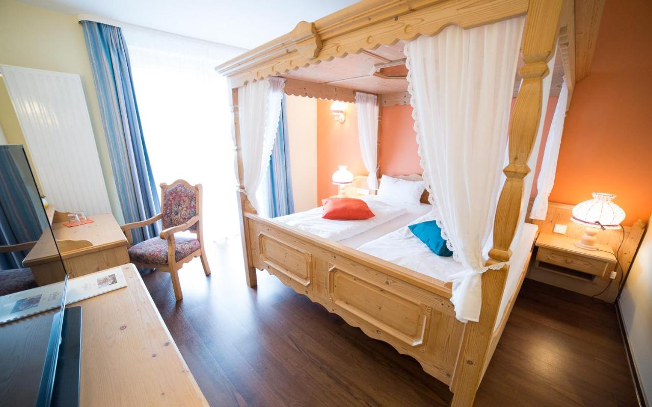 Berghotel Tambach מראה חיצוני תמונה